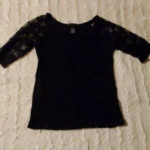 Small black tee with lace sleeves